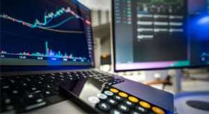 TradeVille: Salesforce - profit în creştere, estimări mai slabe